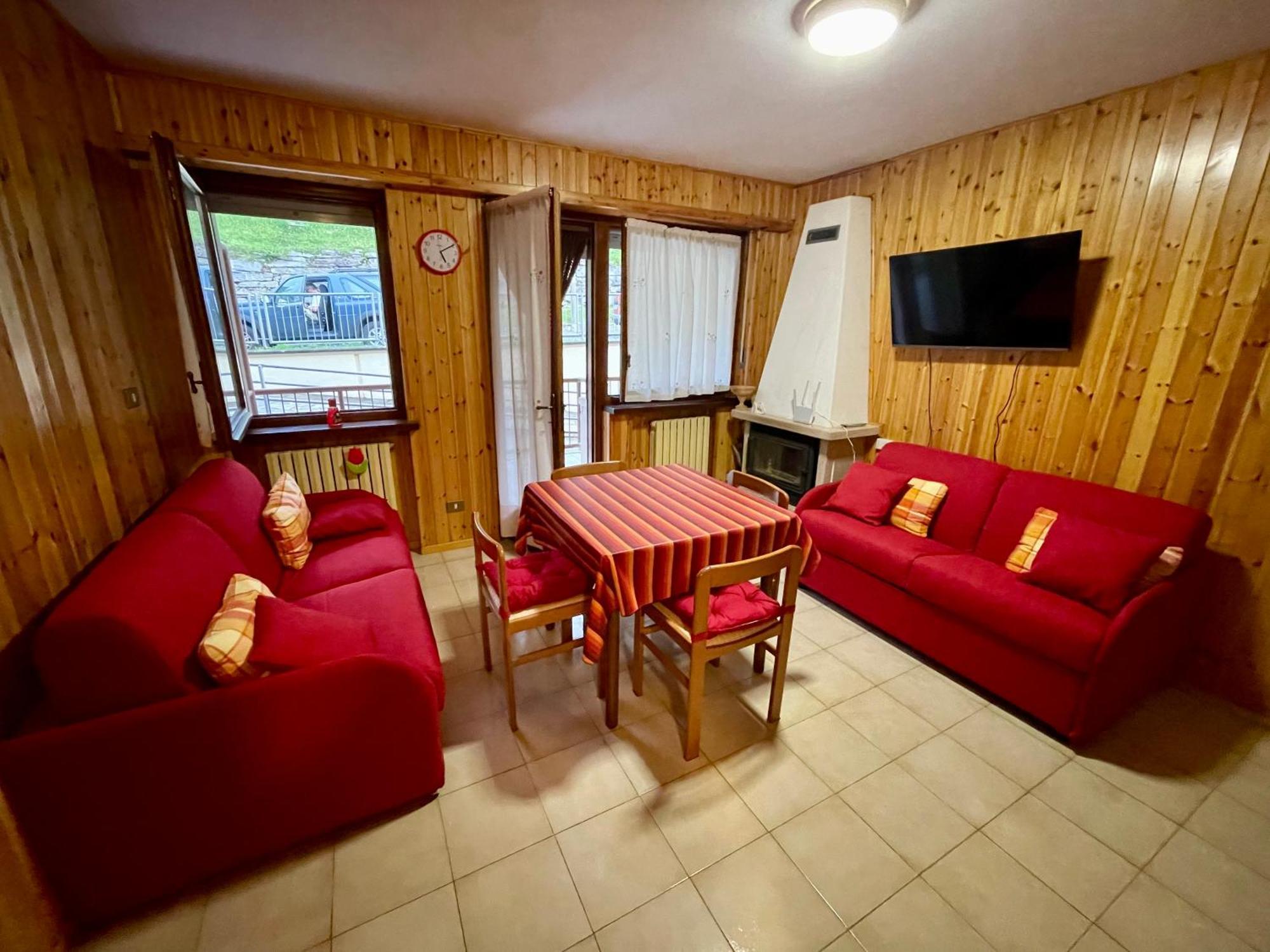 Berto'S House Apartment Montoso Exterior photo